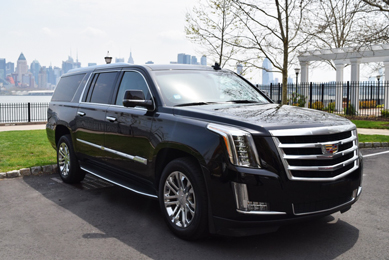 Cadillac Escalade - Bold Luxury - Seats 5